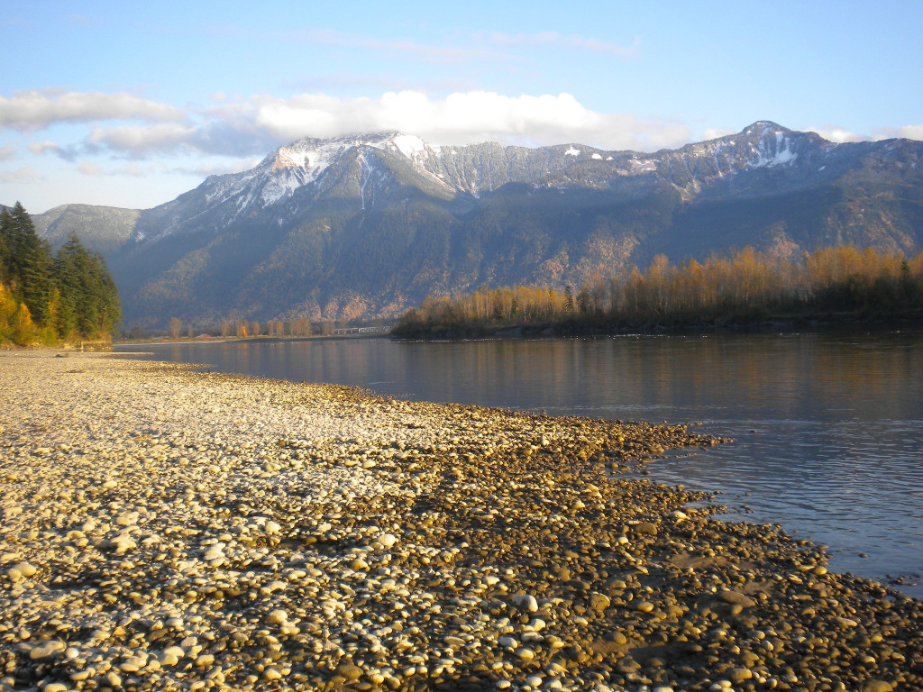 Harrison Hot Springs in British Columbia travellivelearn.com