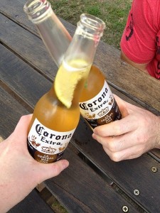 14_time_for_an_afternoon_beer_with_cooper_at_the_courty