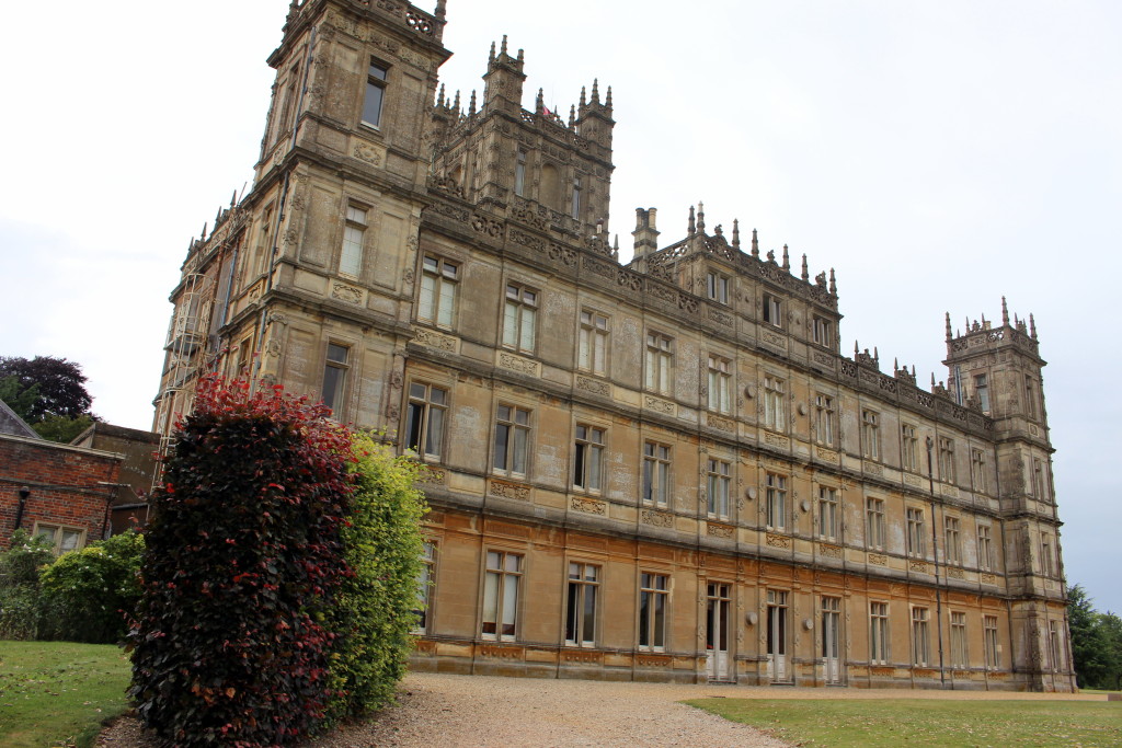 Filming location of Downton Abbey, Highclere Castle - visit on a day trip from London