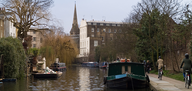 Regent’s Canal London – Islington pub, The Narrowboat