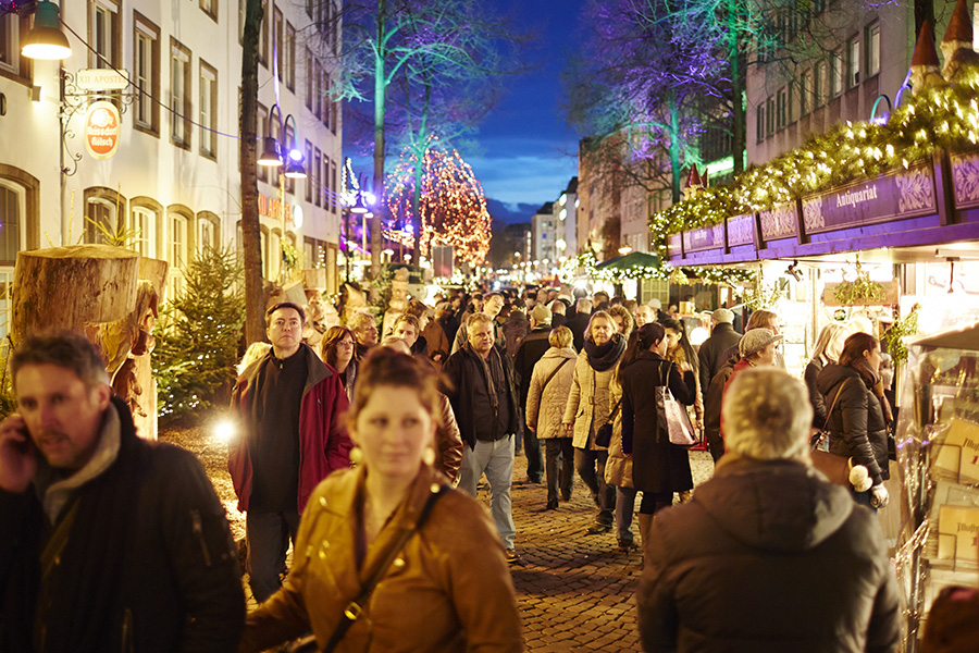 Christmas markets Cologne - wandering the markets