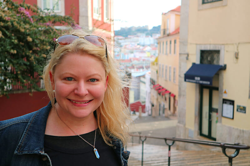 3 days in Lisbon - Sarah Blinco exploring Lisbon's old streets