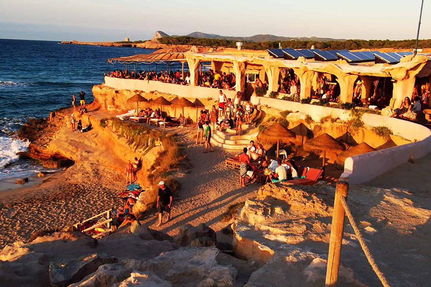 Best beach clubs Ibiza - Sunset Ashram